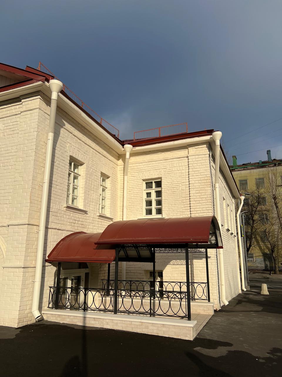 фасад дома, здание по адресу г Москва, ул Кожевническая, д 22 